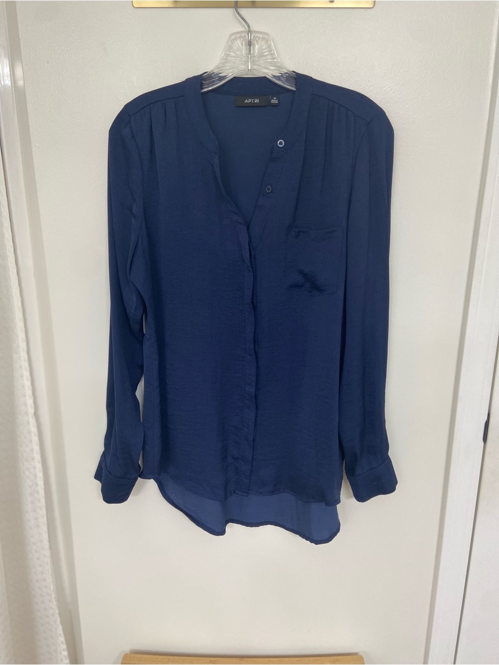 APT. 9 Navy Blue High-Low Tunic Blouse Size M Minimalist Coastal